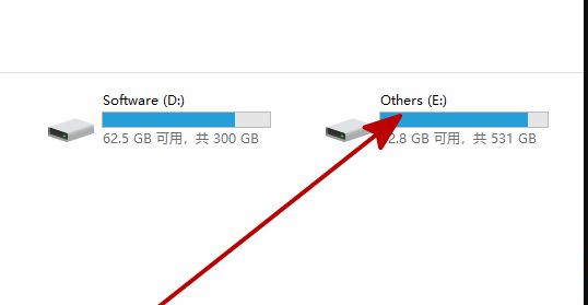 Win10新加的硬盘不显示怎么回事